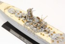 Pontos Model 1:700 - IJN Battleship Yamato 1945 Full Hull Model Kit (70002R1) thumbnail