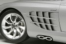 Tamiya 1:24 - Mercedes-Benz SLR McLaren (24290) thumbnail