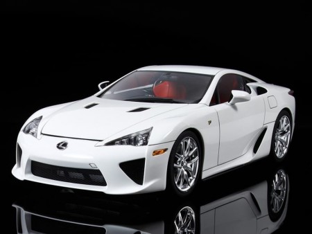 Tamiya 1:24 - Sports Car Lexus LFA (24319)