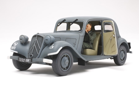 Tamiya 1:35 - Citroen Traction 11CV - Staff Car (35301)