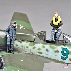SWS48-02-F04 Ta 152 H-1 Ace Pilots Set